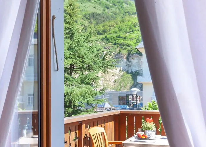 ホテル L'hermitage 3*